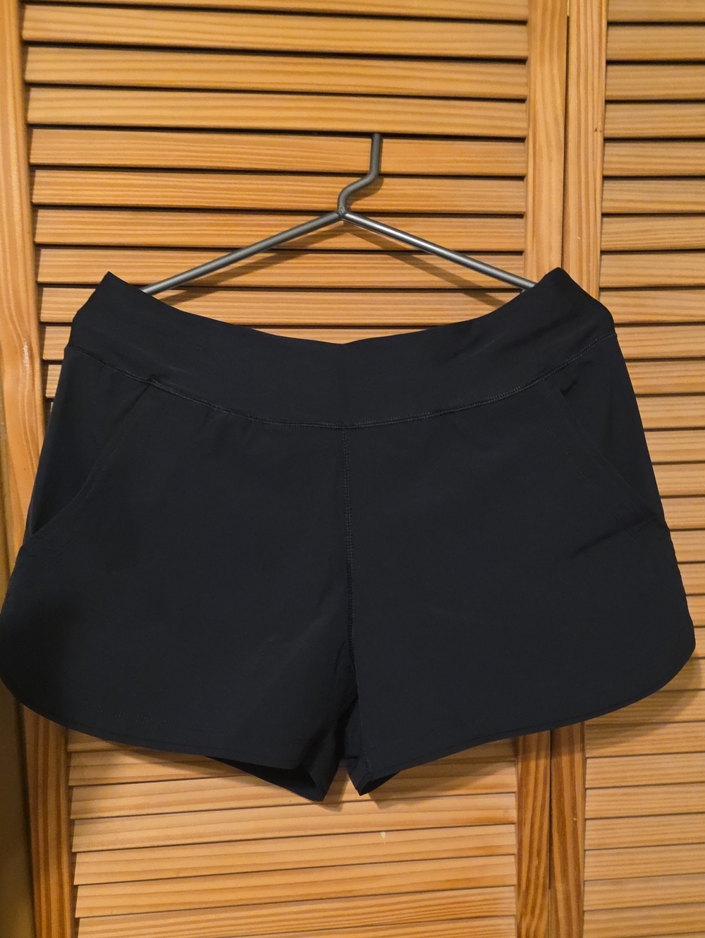 Lands' End Women's Black SunShade Board Shorts with Side Pockets